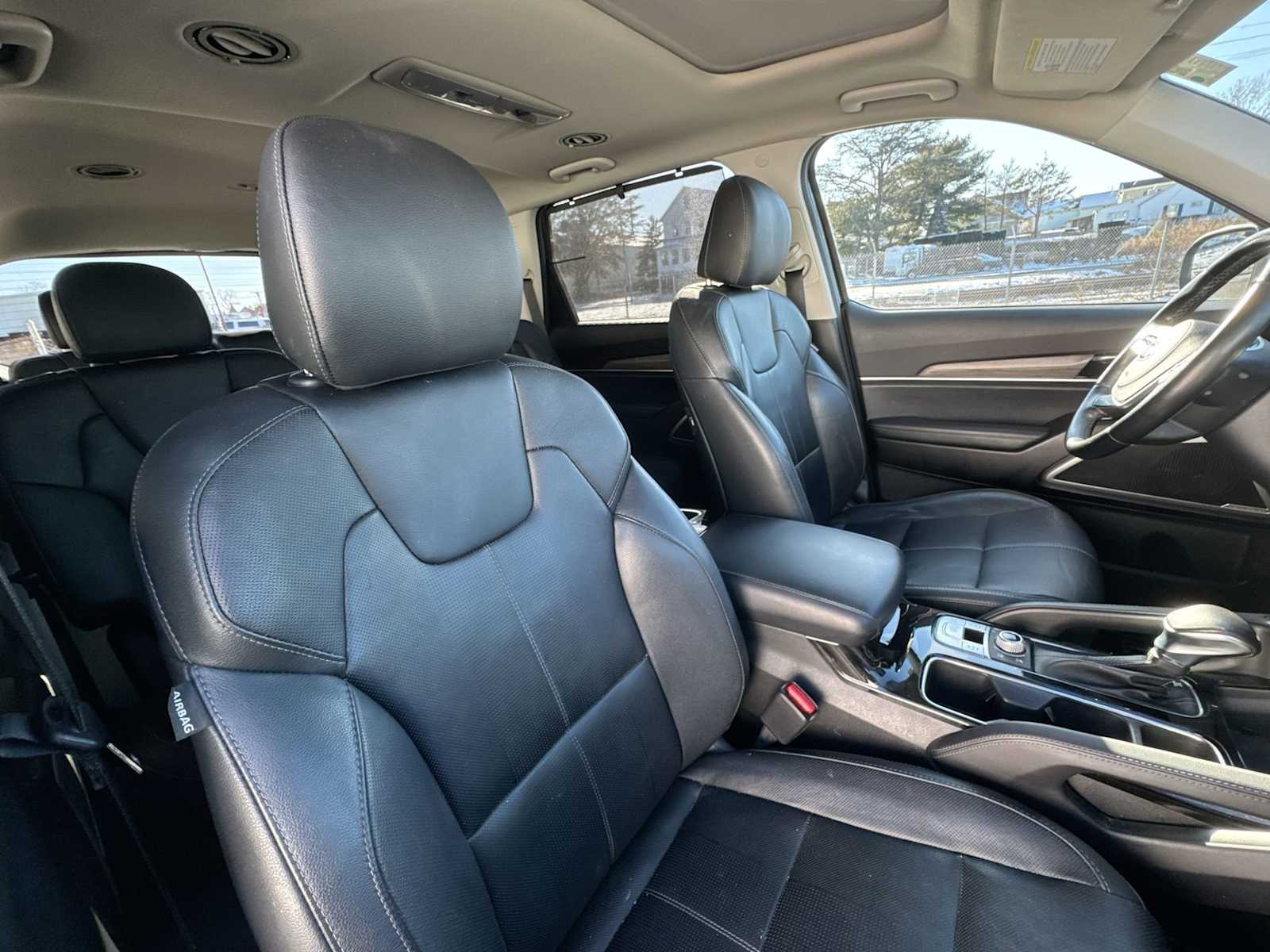 Thumbnail: 2021 Kia Telluride - 17