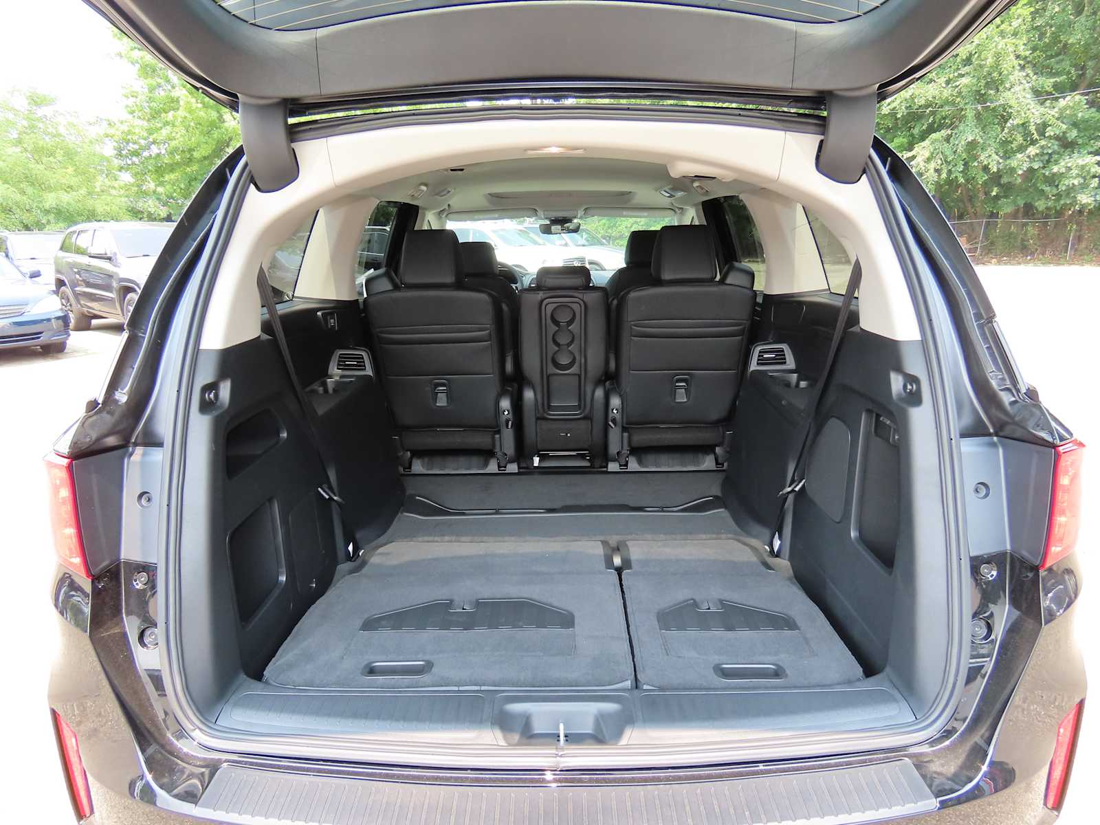 Thumbnail: 2025 Honda Odyssey - 10