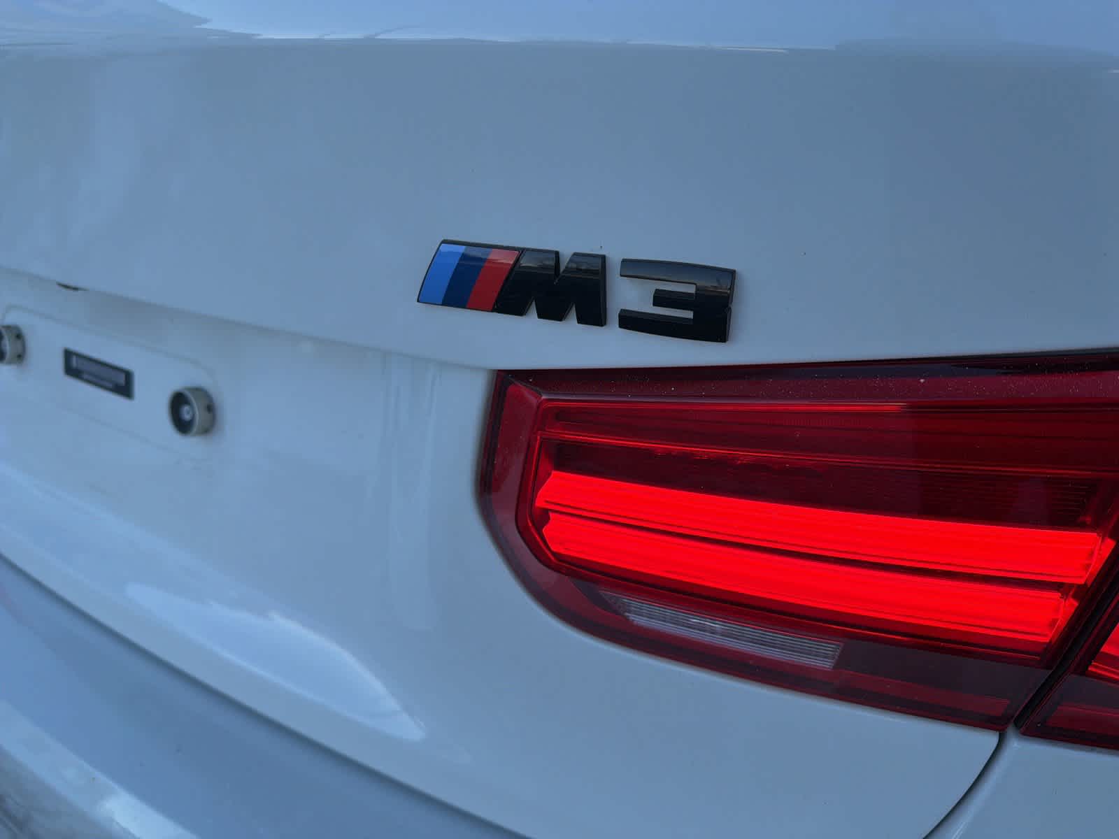 Thumbnail: 2018 BMW M3 - 23