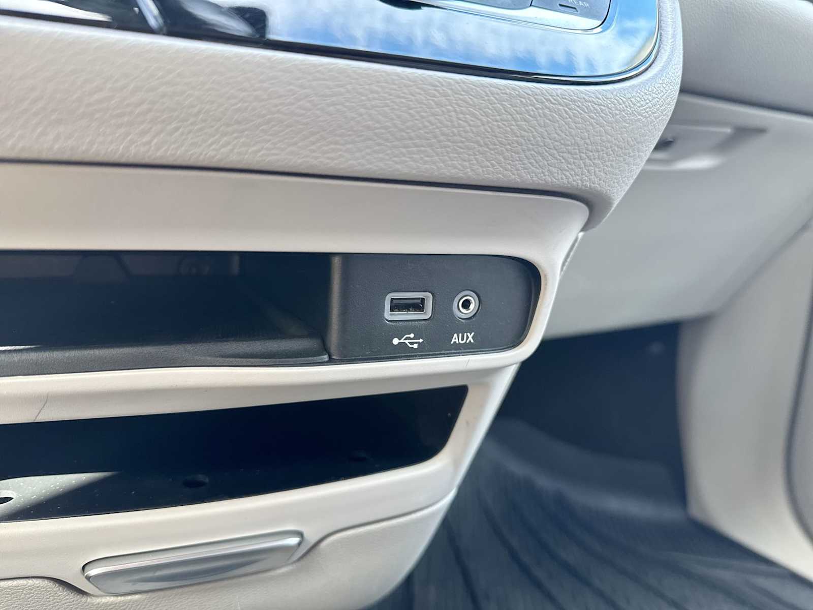 Thumbnail: 2018 Chrysler Pacifica - 28