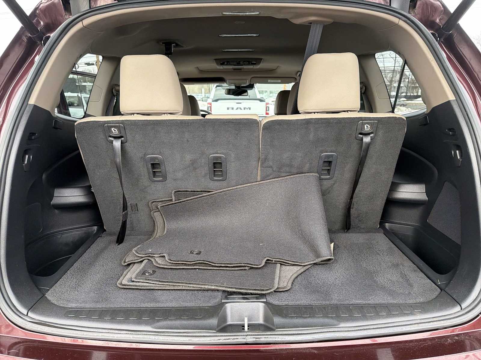 Thumbnail: 2016 Honda Pilot - 33