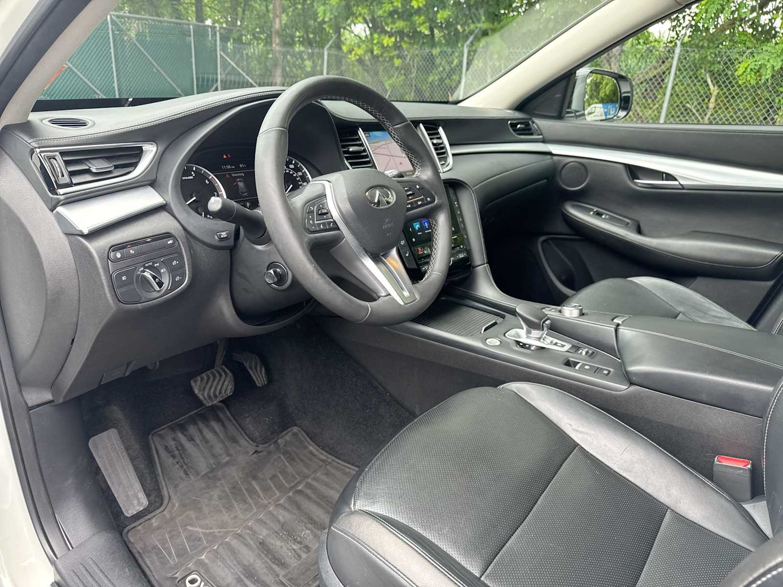 Thumbnail: 2019 INFINITI QX50 - 10