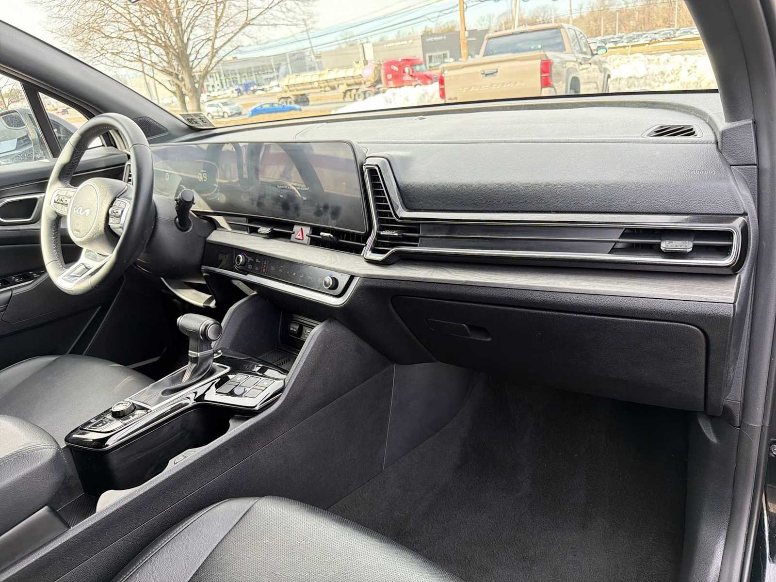 Thumbnail: 2024 Kia Sportage - 16