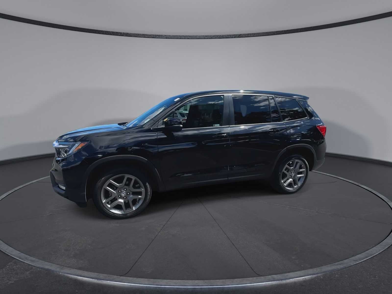 Thumbnail: 2022 Honda Passport - 4