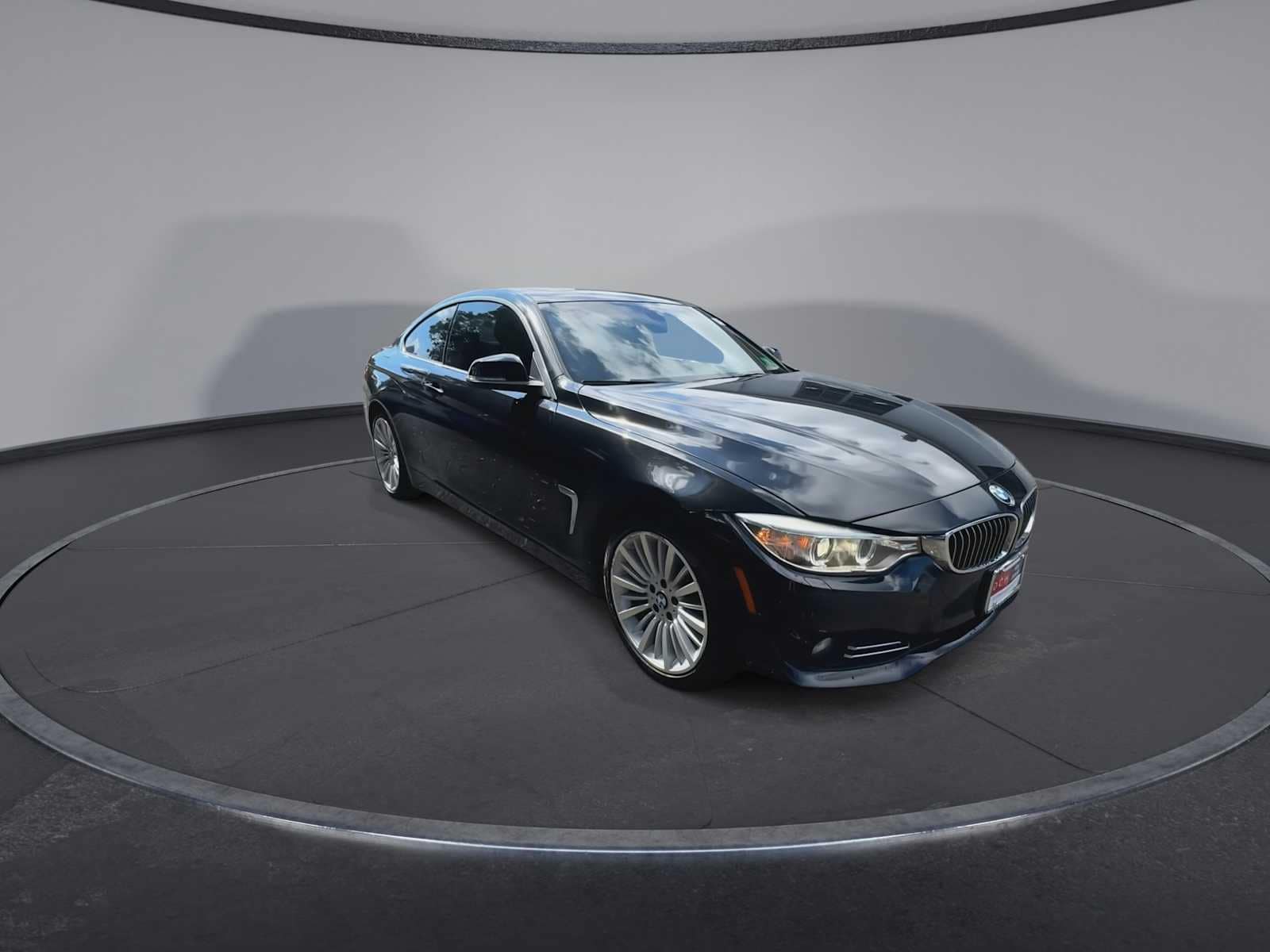Thumbnail: 2014 BMW 4 Series - 2