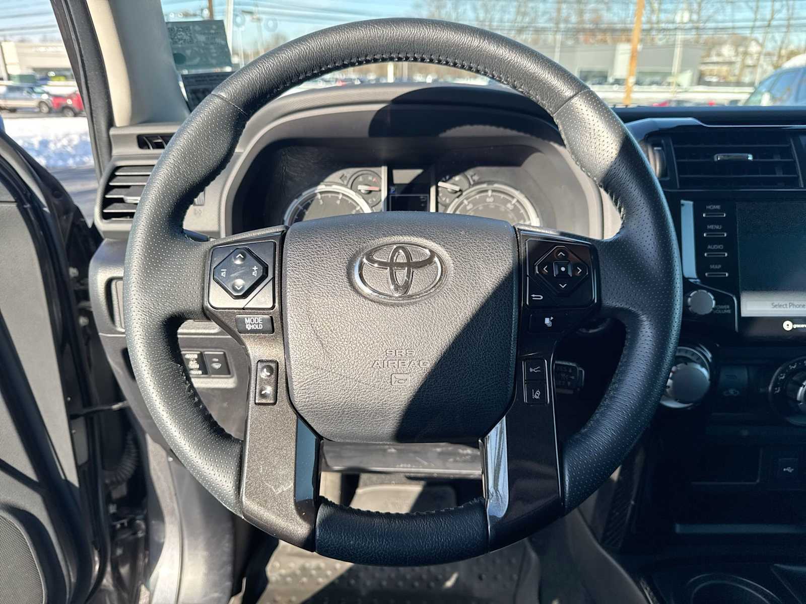 Thumbnail: 2022 Toyota 4Runner - 24