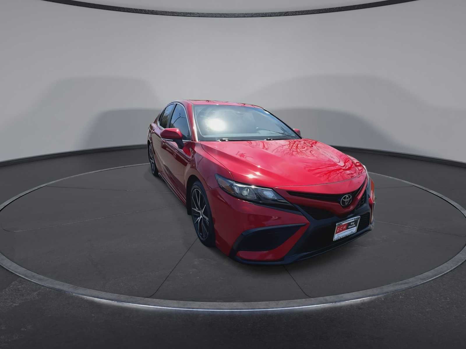 2023 Toyota Camry SE 2
