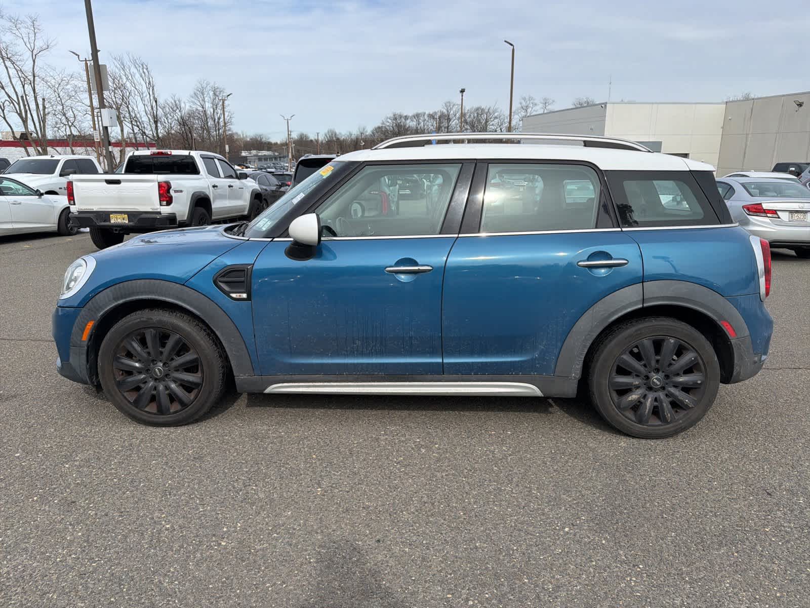 Thumbnail: 2017 MINI Cooper Countryman - 2