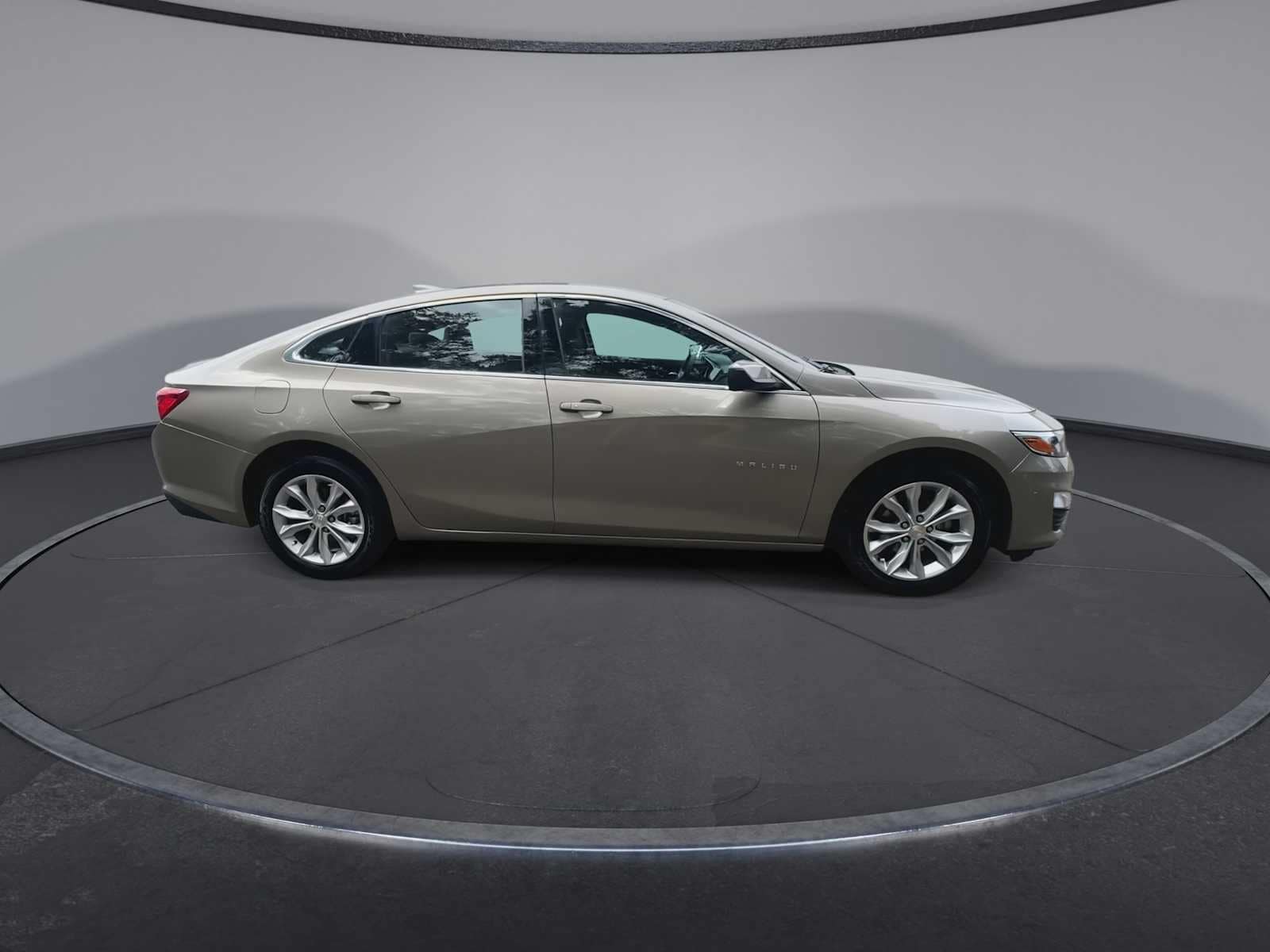 Thumbnail: 2025 Chevrolet Malibu - 9