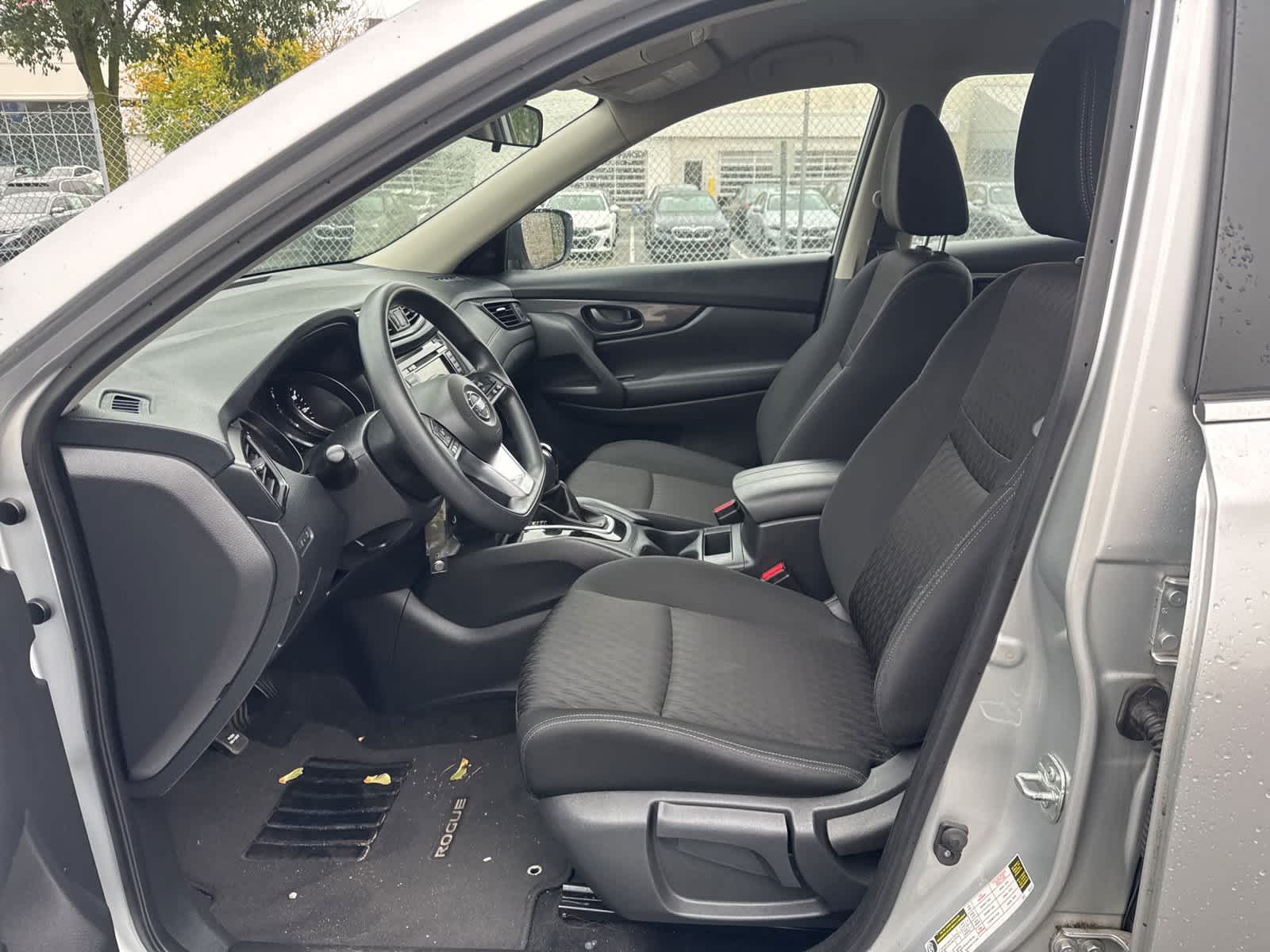 Thumbnail: 2019 Nissan Rogue - 12