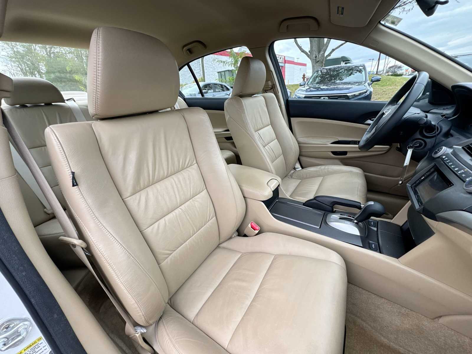 Thumbnail: 2011 Honda Accord - 17