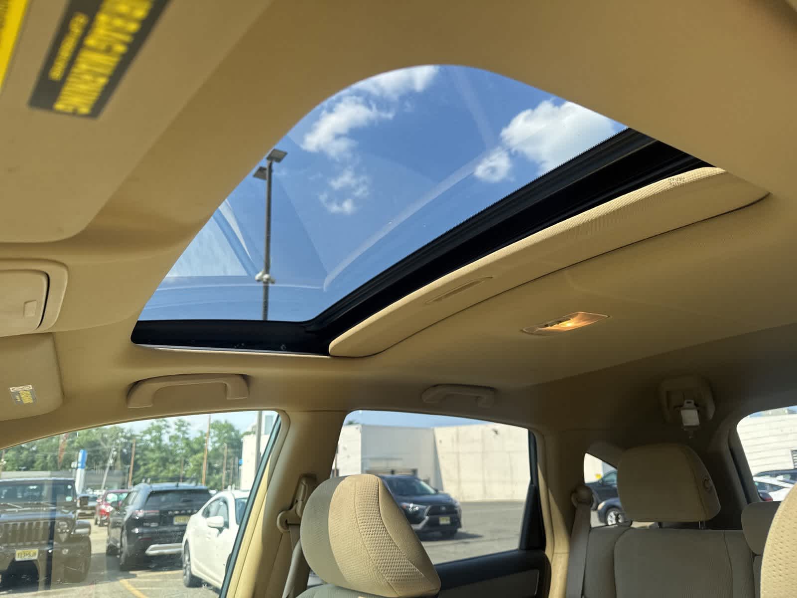 Thumbnail: 2011 Honda CR-V - 18