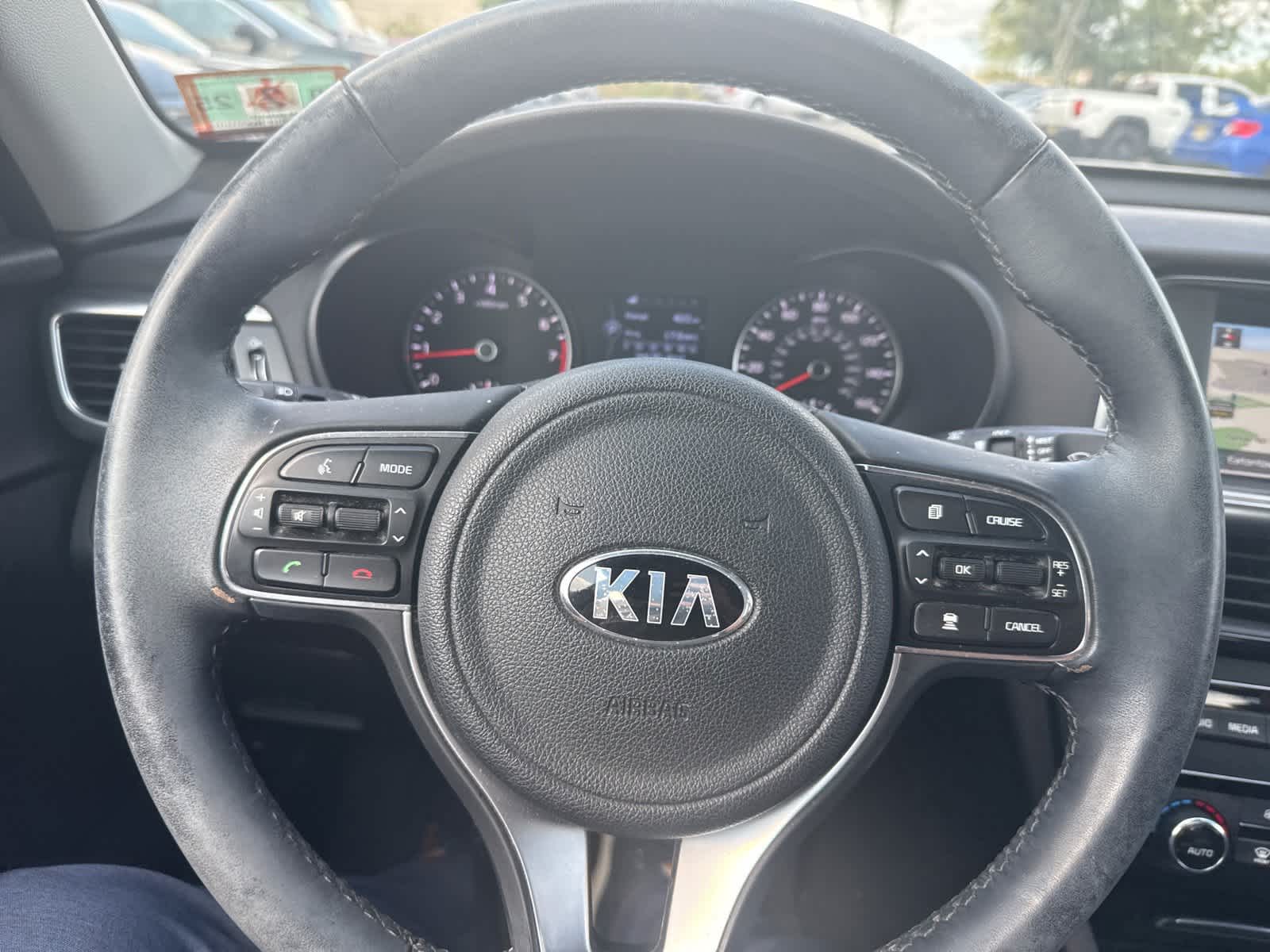 Thumbnail: 2018 Kia Optima - 25