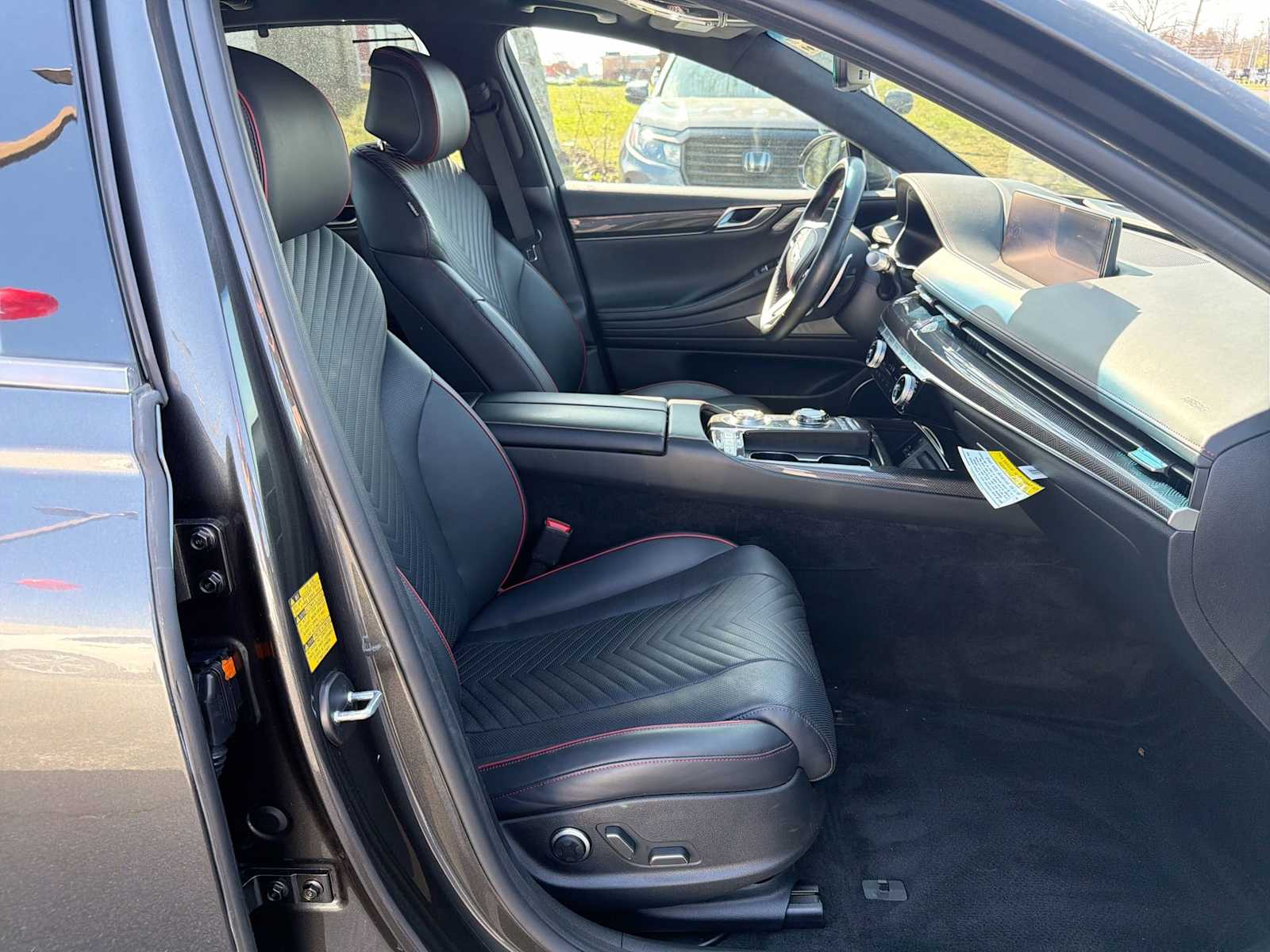 Thumbnail: 2023 Genesis G80 - 15