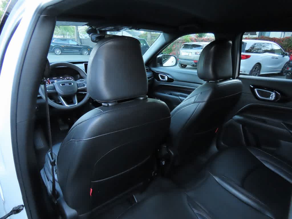 Thumbnail: 2024 Jeep Compass - 16