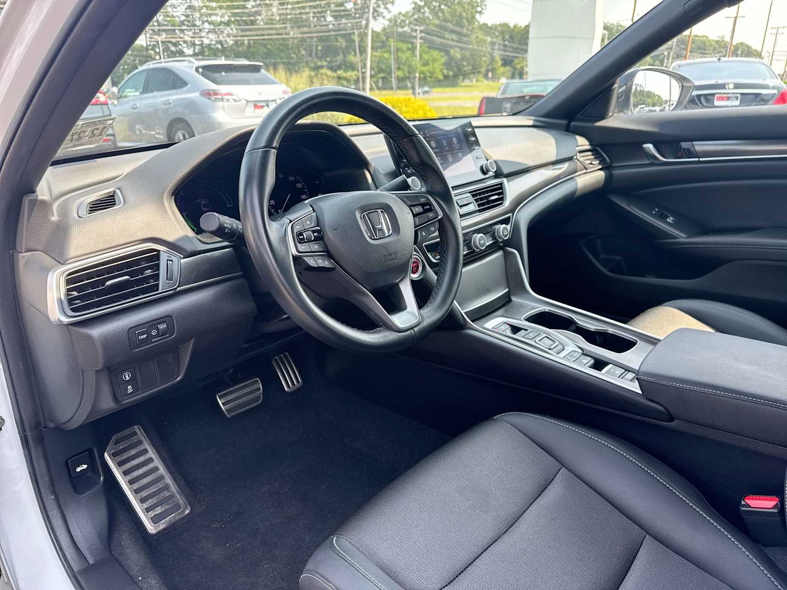Thumbnail: 2022 Honda Accord - 10