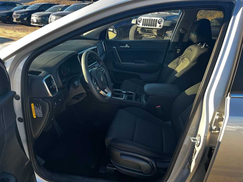 Thumbnail: 2021 Kia Sportage - 18