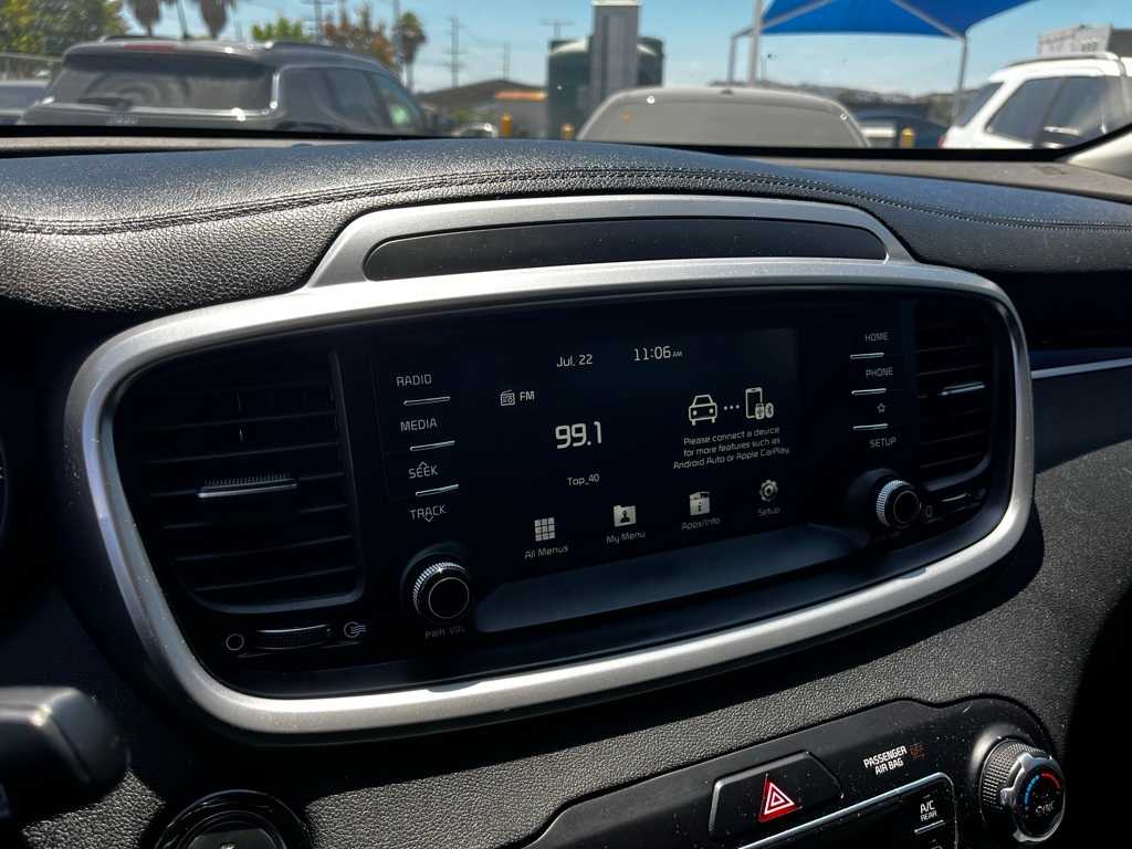 Thumbnail: 2020 Kia Sorento - 15