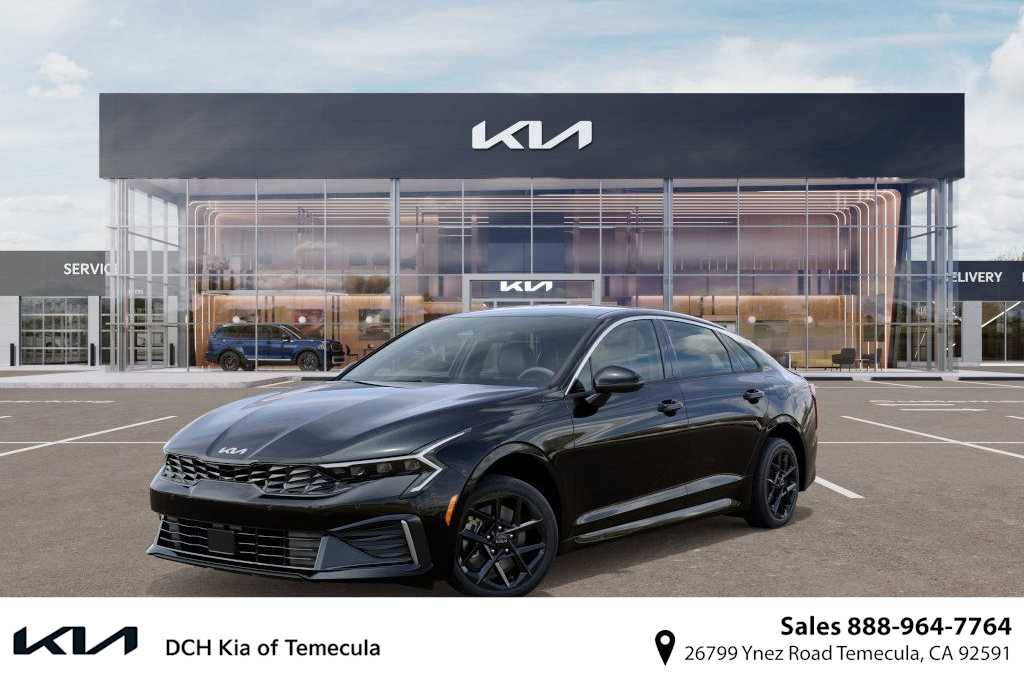 Thumbnail: 2026 Kia K5 - 1