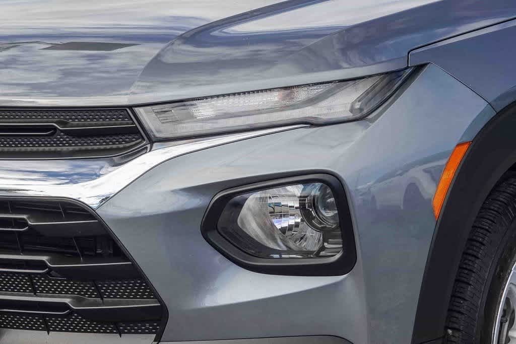 Thumbnail: 2021 Chevrolet TrailBlazer - 8