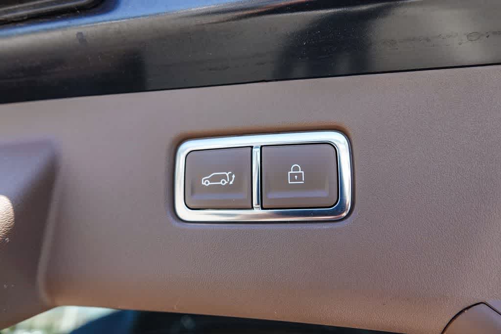 Thumbnail: 2024 Kia EV9 - 25