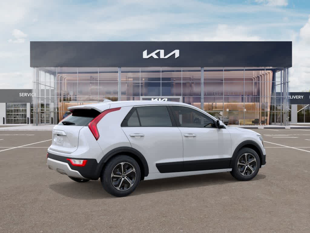 Thumbnail: 2026 Kia Niro - 6