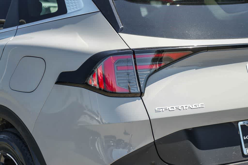 Thumbnail: 2026 Kia Sportage - 6