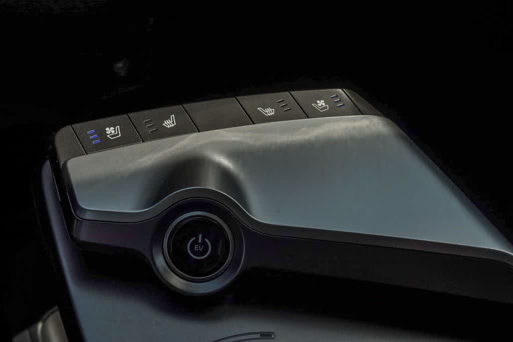 Thumbnail: 2024 Kia EV6 - 23