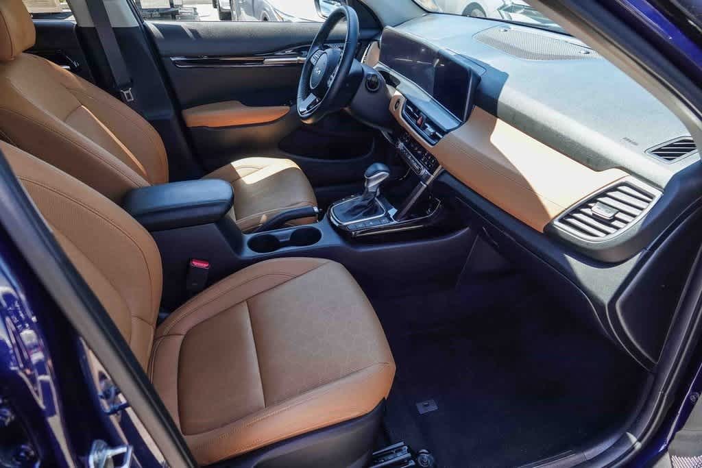 Thumbnail: 2024 Kia Seltos - 16