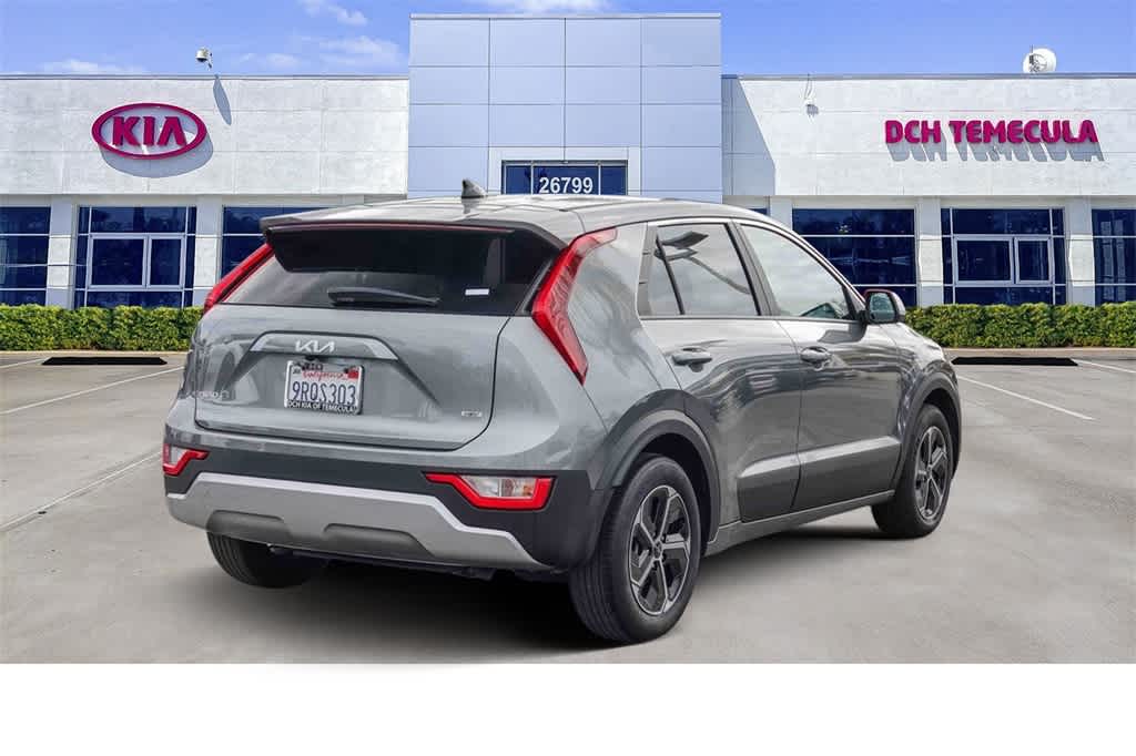 Thumbnail: 2025 Kia Niro - 4