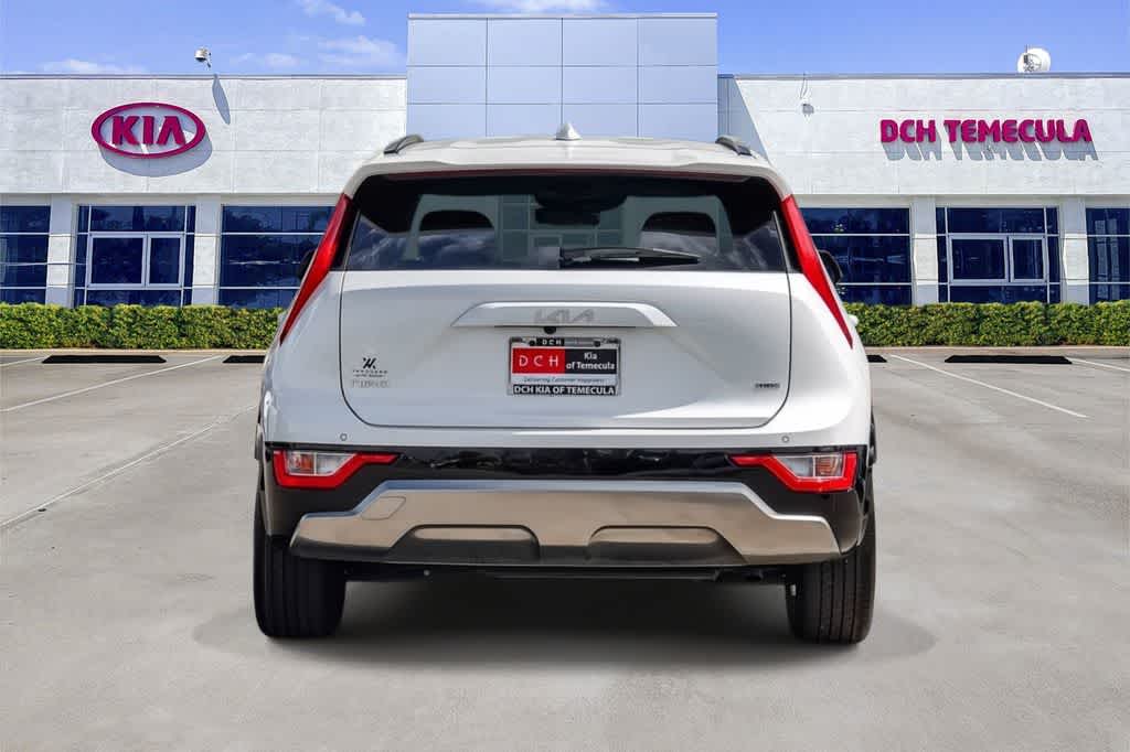 2023 Kia Niro EX Touring photo 4