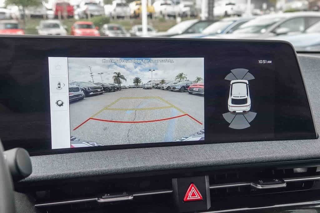 Thumbnail: 2023 Kia EV6 - 23