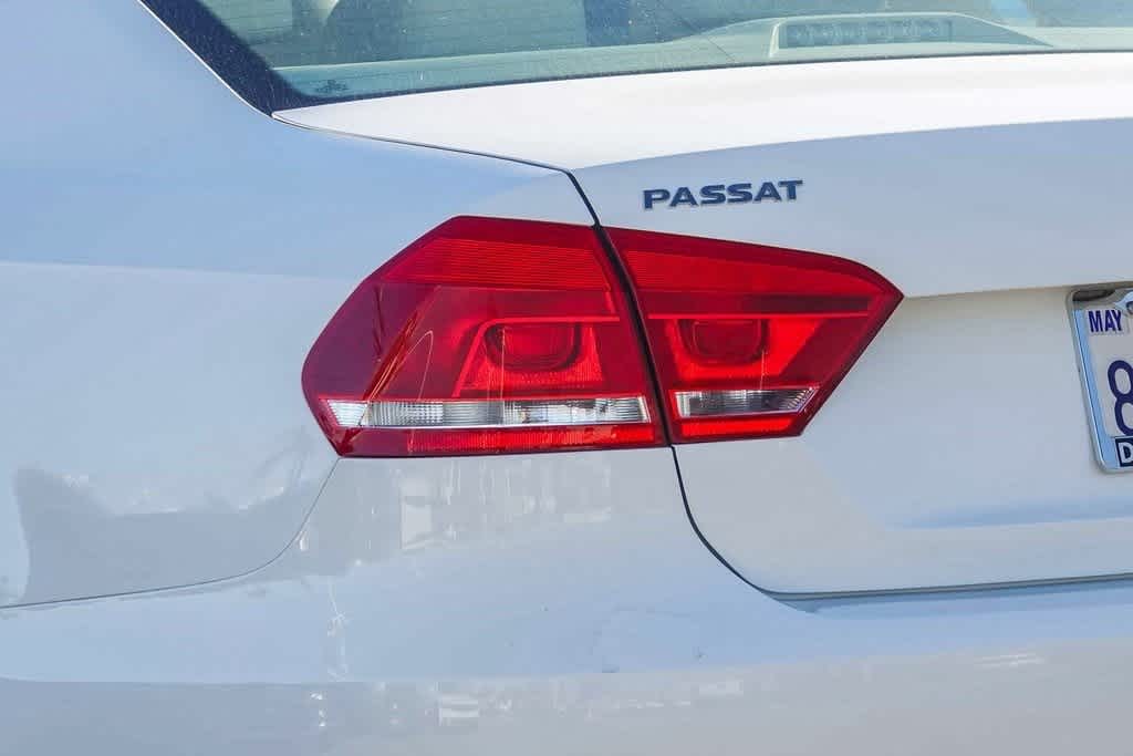 Thumbnail: 2014 Volkswagen Passat - 7