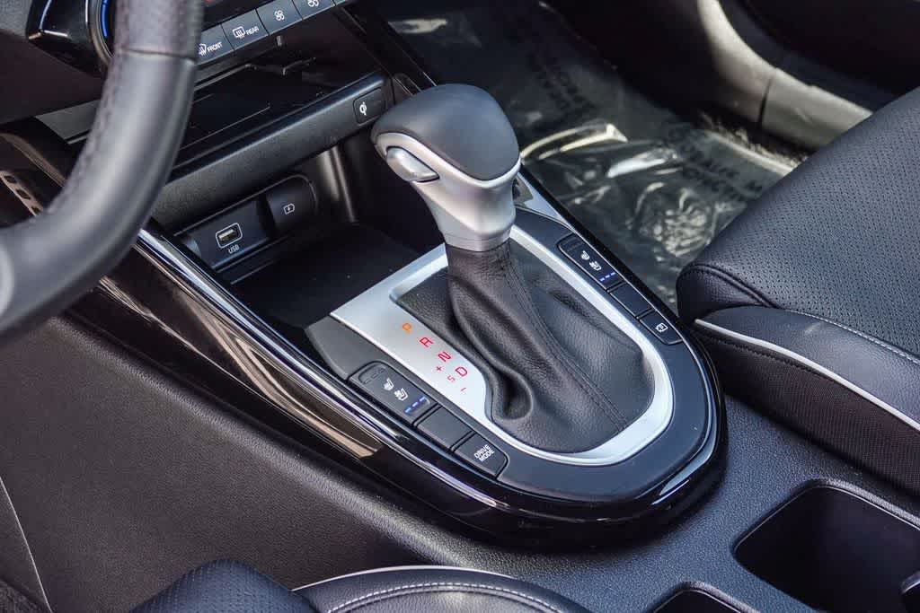 Thumbnail: 2023 Kia Forte - 18