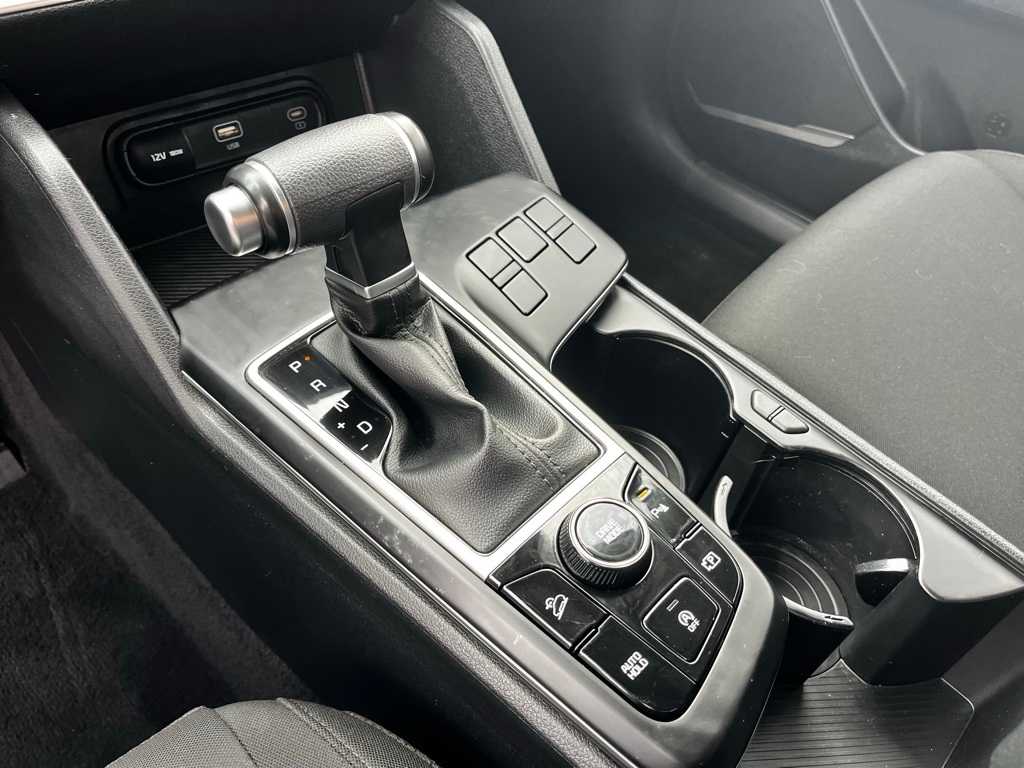 Thumbnail: 2023 Kia Sportage - 17