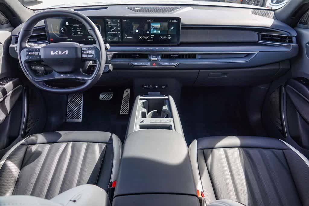 Thumbnail: 2024 Kia EV9 - 11