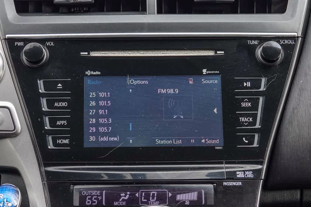 Thumbnail: 2015 Toyota Prius v - 13