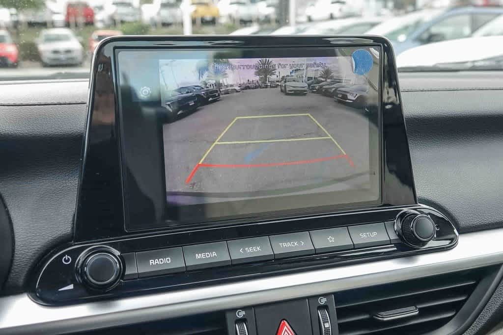 Thumbnail: 2023 Kia Forte - 25