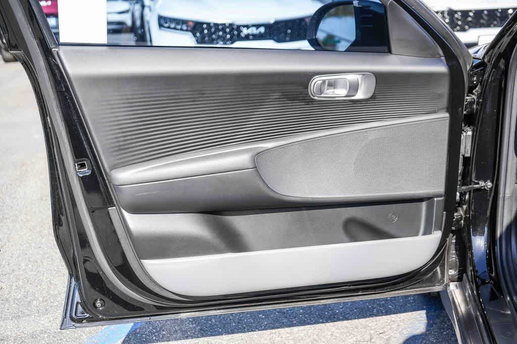 Thumbnail: 2024 Hyundai Ioniq 6 - 22