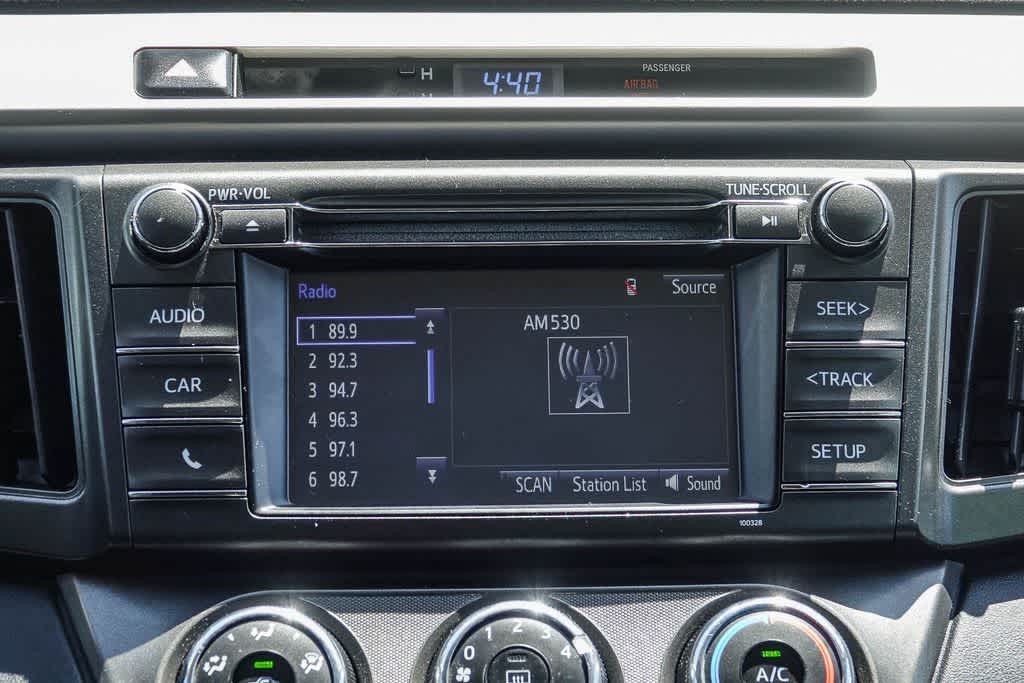 Thumbnail: 2015 Toyota RAV4 - 13