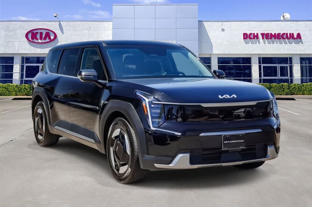 Thumbnail: 2024 Kia EV9 - 3