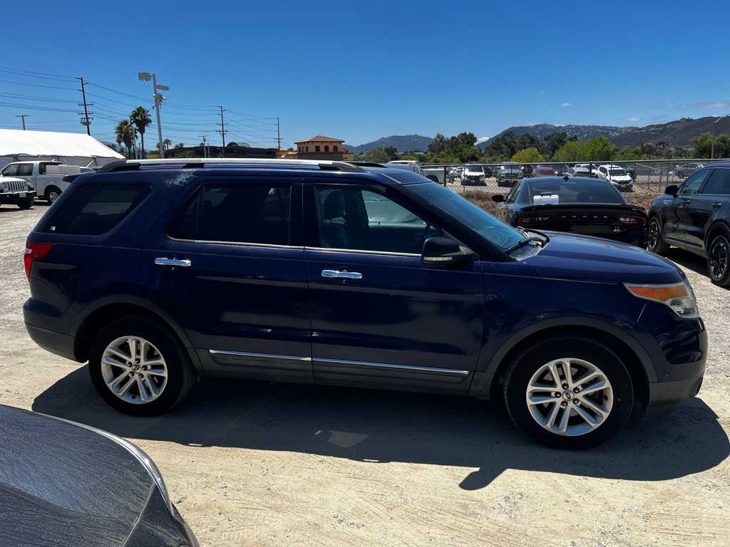 Thumbnail: 2011 Ford Explorer - 4