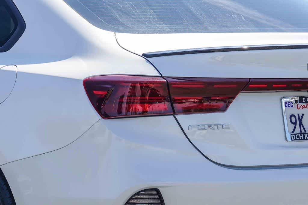 2024 Kia Forte GT-Line photo 6