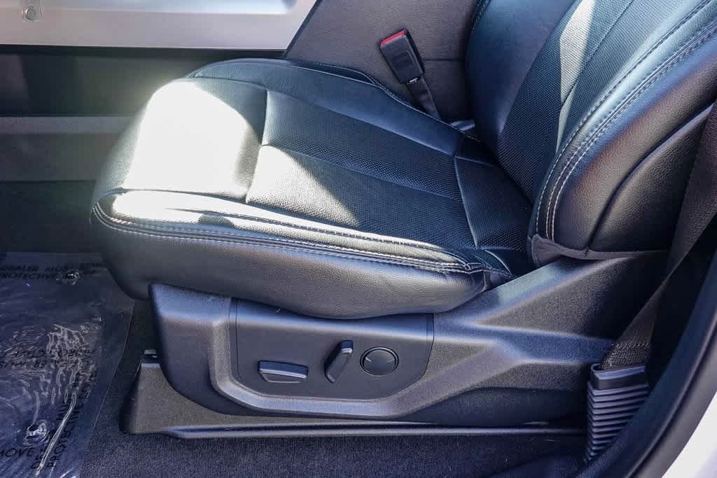 Thumbnail: 2020 Ford F-250 - 21