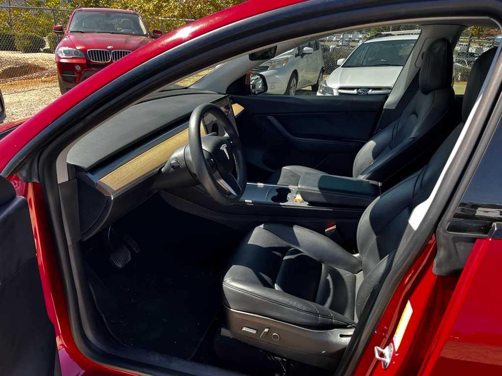 Thumbnail: 2022 Tesla Model Y - 18