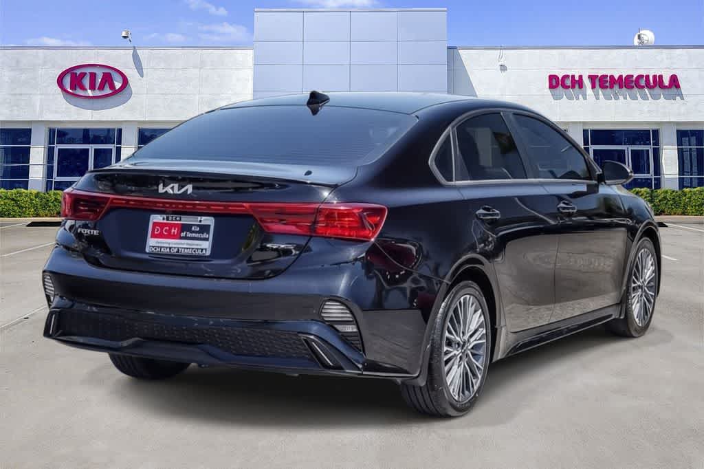 Thumbnail: 2023 Kia Forte - 3