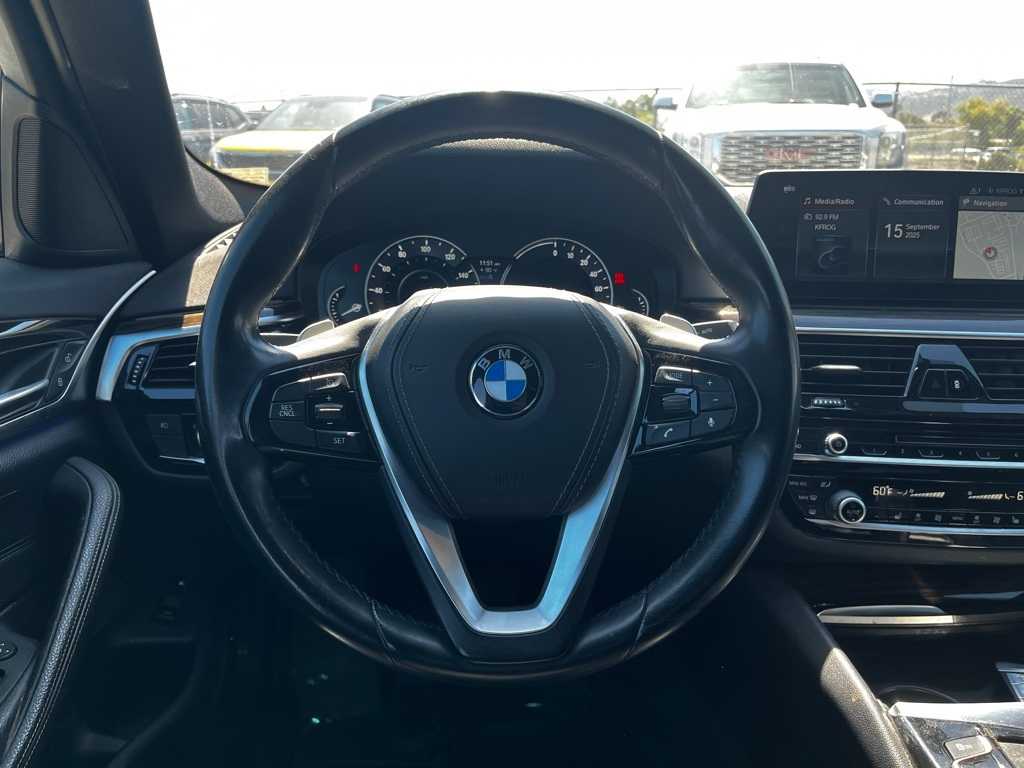 Thumbnail: 2018 BMW 5 Series - 21