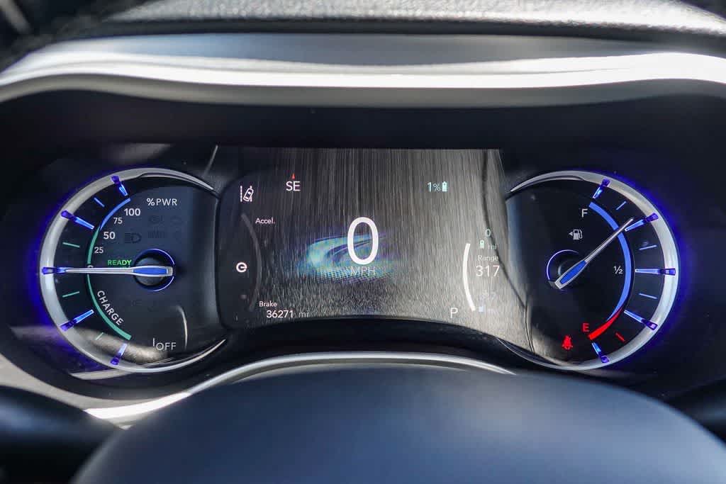 Thumbnail: 2022 Chrysler Pacifica - 23