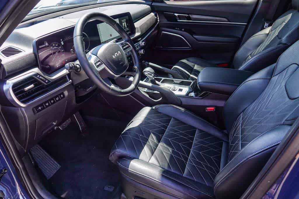 Thumbnail: 2023 Kia Telluride - 16