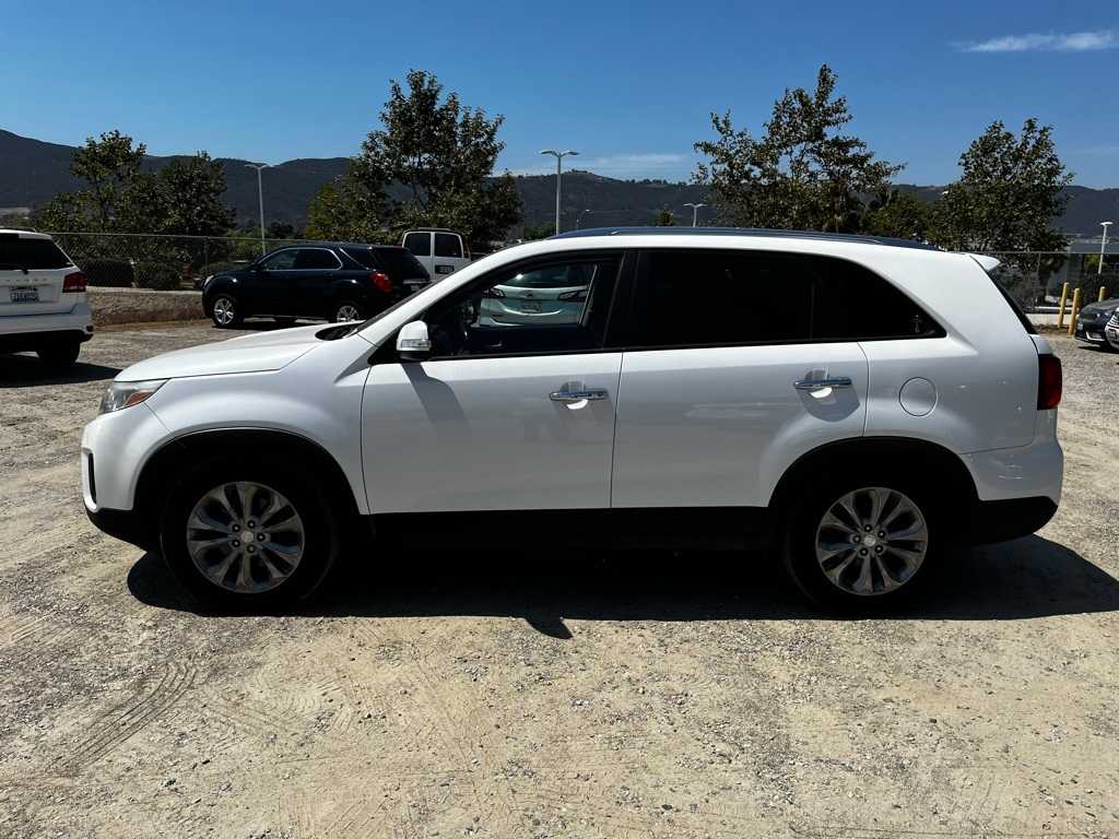 Thumbnail: 2015 Kia Sorento - 8